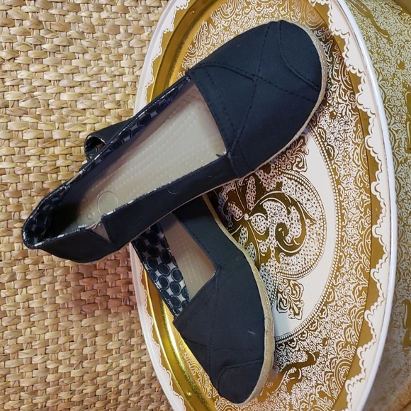 CROCS Shoes - Ballet flat Crocs Sz 7